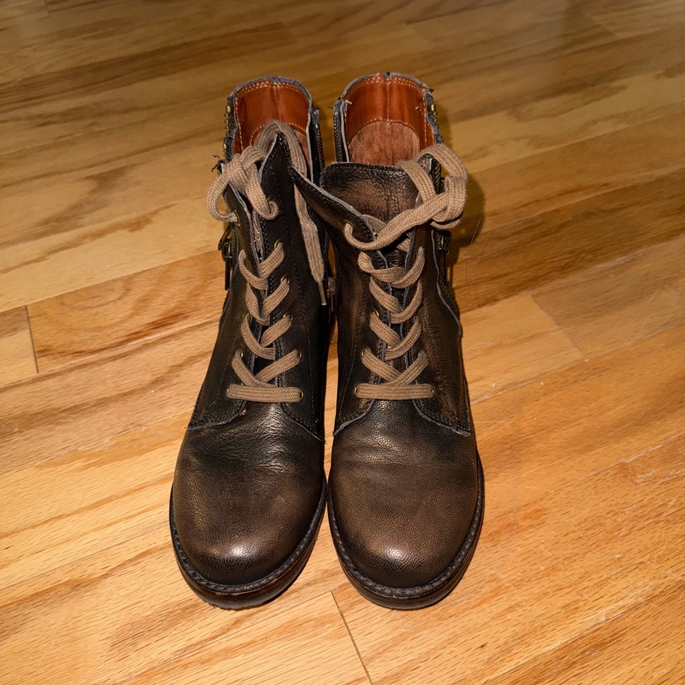 Mia Brown Leather Lace-Up Boots